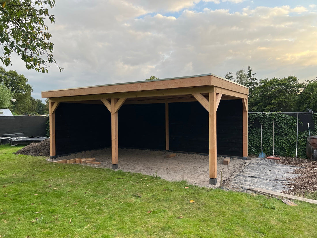 Douglas Houten Overkapping in Bergeijk